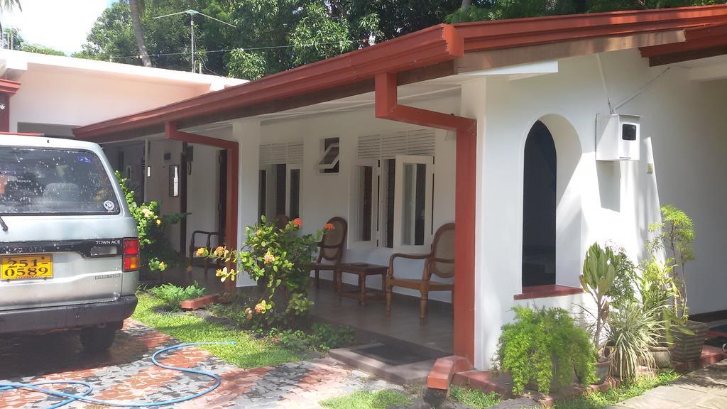 Devi Tourist Home Polonnaruwa Exterior photo